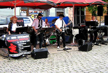 Gruppe &ldquo;Dixiewelt&rdquo; mit Life-Musik auf dem Geraer Markt - Gera